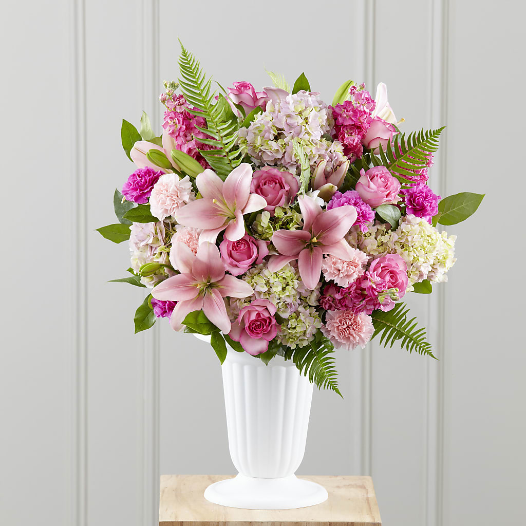Never-Ending Love Arrangement – Floreria Reno, Reno NV
