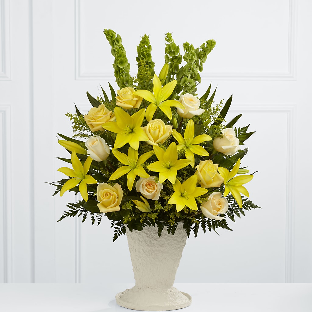 Golden Memories Arrangement – Floreria Reno, Reno NV