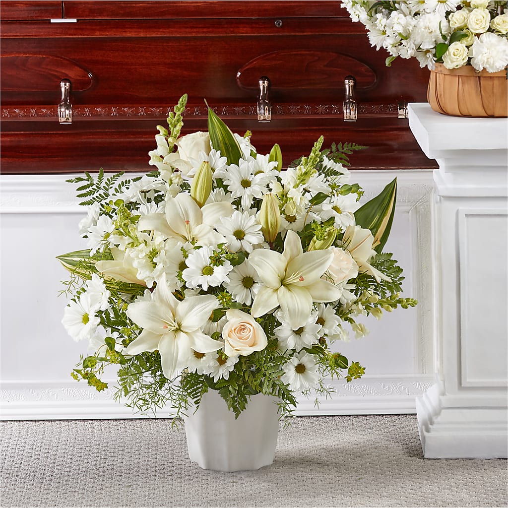 Thoughts of Tranquility Floor Basket – Floreria Reno, Reno NV