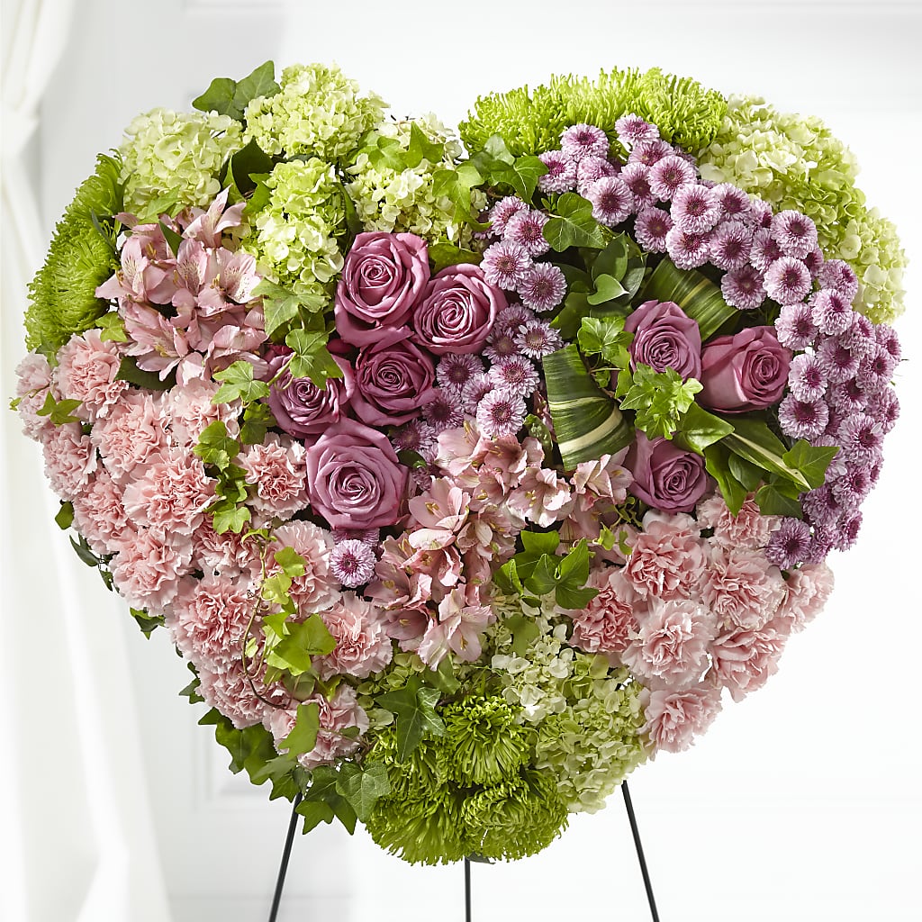 Heartwarming Standing Heart – Floreria Reno, Reno NV