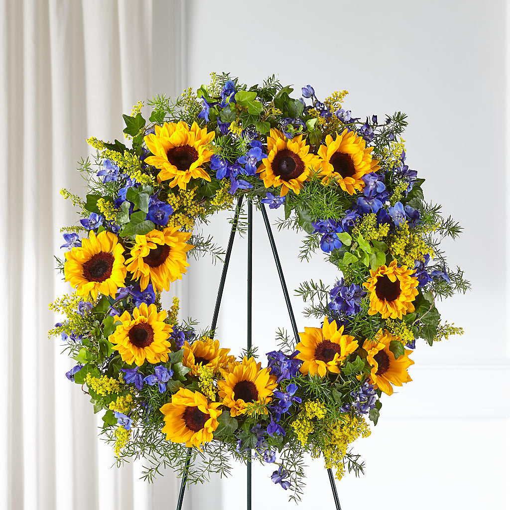 Bright Rays Wreath – Floreria Reno, Reno NV