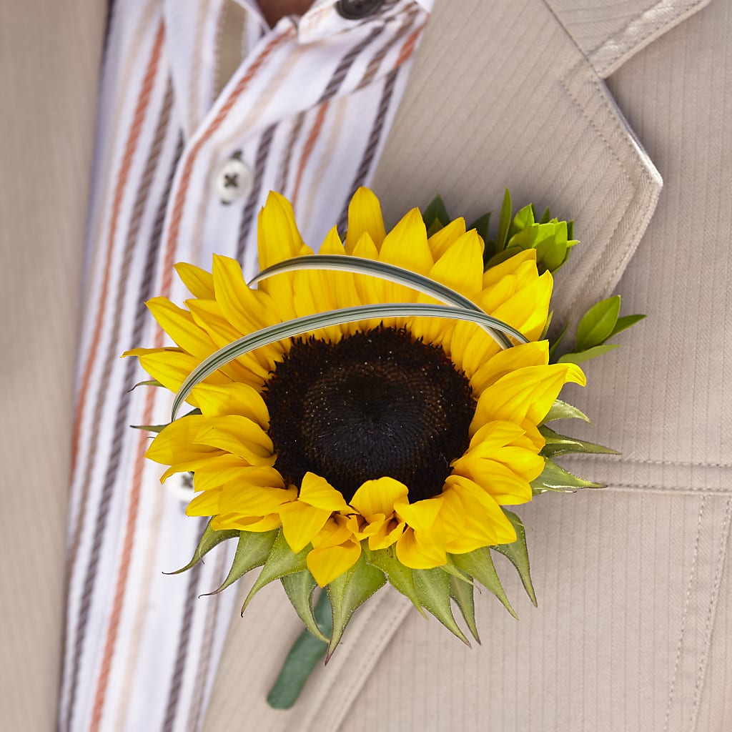 Free Spirit Boutonniere – Floreria Reno, Reno NV