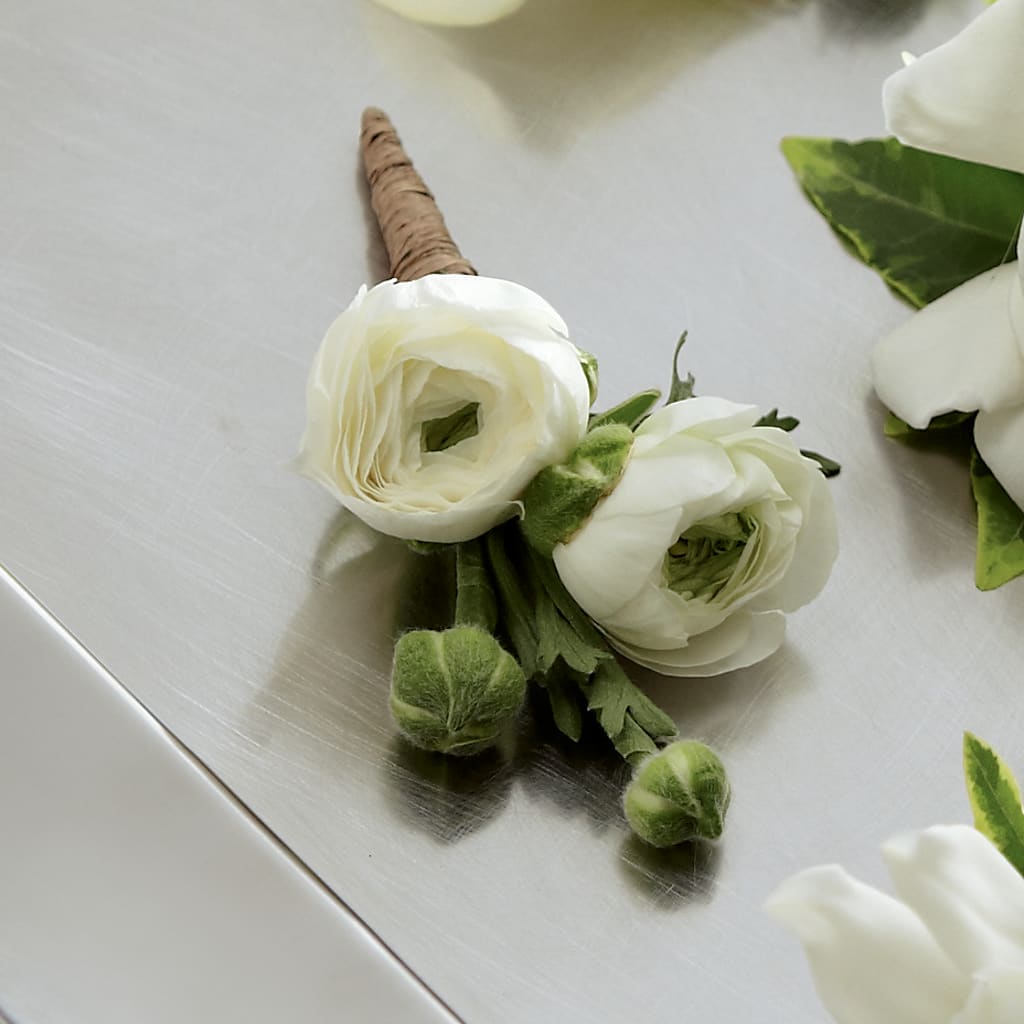 White Ranunculus Boutonniere – Floreria Reno, Reno NV