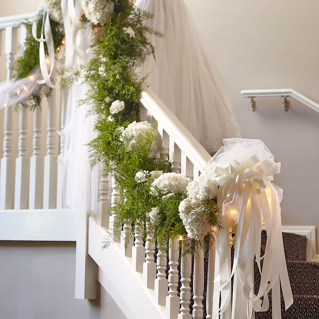 Champagne Dreams Garland – Floreria Reno, Reno NV
