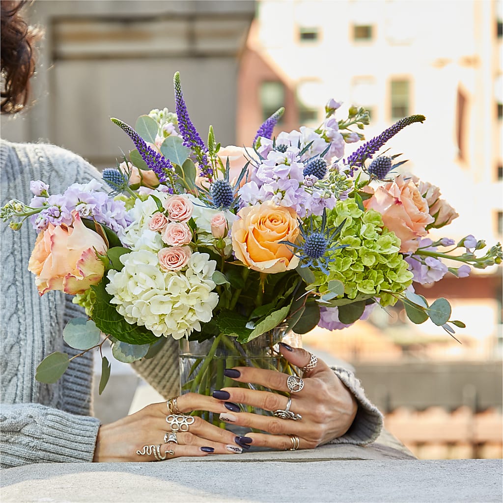 Porch Swing Bouquet –  Floreria Reno, Reno NV