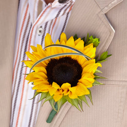 Free Spirit Boutonniere –  Floreria Reno, Reno NV